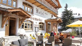 Le Samovar Hotel & Chalets