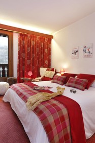 Hotel Du Bourg