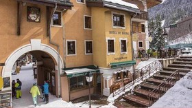 Hotel Du Bourg