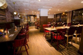 Langley Hotel Tango