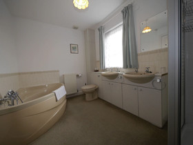 Kennacott Court