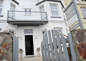 Surf Haven Bed & Breakfast