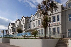 Tommy Jacks Beach Hotel