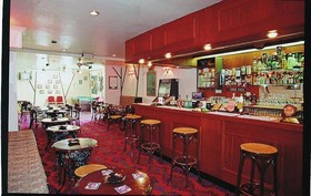 OYO Godolphin Arms Hotel