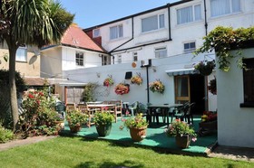 OYO Godolphin Arms Hotel