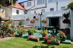 OYO Godolphin Arms Hotel