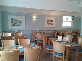 OYO Godolphin Arms Hotel