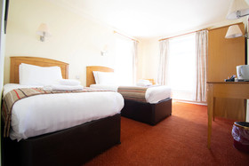 The Kilbirnie Hotel