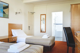 The Kilbirnie Hotel