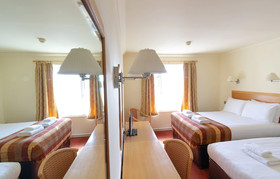 The Kilbirnie Hotel