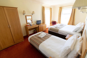The Kilbirnie Hotel