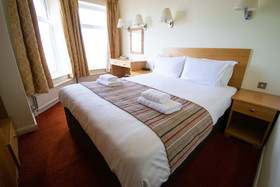 The Kilbirnie Hotel