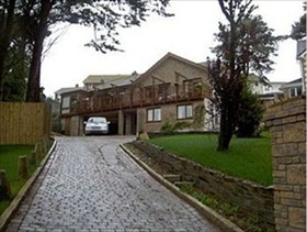 Woodgrove Lodge
