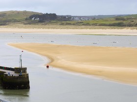 Padstow Harbour Hotel