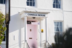 Camilla House - Guest house