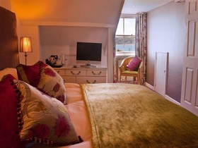 Camilla House - Guest house