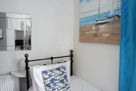 Duporth Guest House
