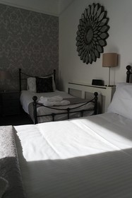 Duporth Guest House