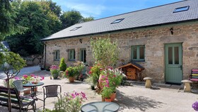 Wesley House Holiday Cottages