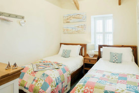 Lower Trowan Cottage