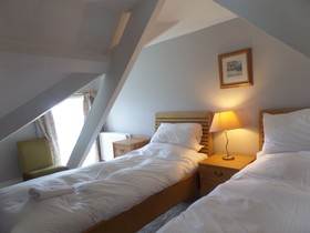 Bossiney House