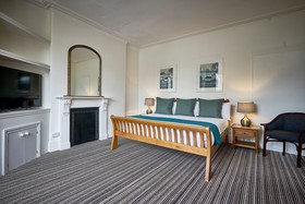 Hotel VARA
