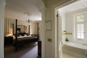 Château la Chaire & The Rozel Pub