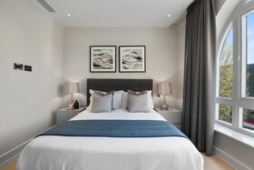 Vauxhall Bridge by Q Apartments