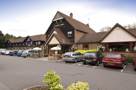 Premier Inn Maidstone West Malling Hotel