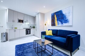 HybridResi Uxbridge