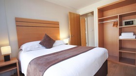 Crompton House Apartments