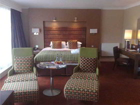 The Hampshire Court Hotel