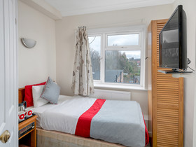 OYO Elstree Inn