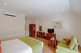 The Bromley Court Hotel