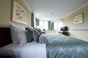 The Bromley Court Hotel
