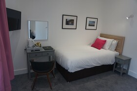 The County Hotel