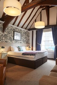 The White Hart