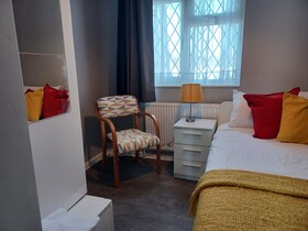 Melo House Grove Huku Kwetu