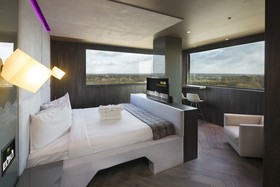 Bloc Hotel Gatwick