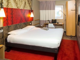 ibis Styles London Gatwick Airport