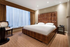 Radisson Blu Hotel, London Heathrow