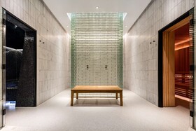 Radisson Blu Hotel, London Heathrow