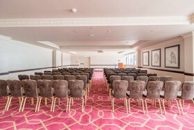 Radisson Blu Hotel, London Heathrow