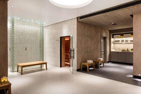 Radisson Blu Hotel, London Heathrow