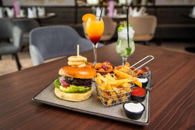 DoubleTree by Hilton Hotel London Heathrow Airport