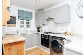 Chalk House - Pet Friendly