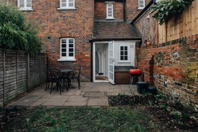 Chalk House - Pet Friendly