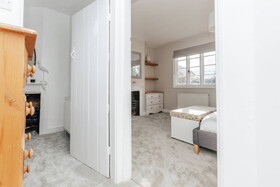 Chalk House - Pet Friendly