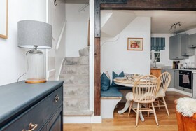 Chalk House - Pet Friendly