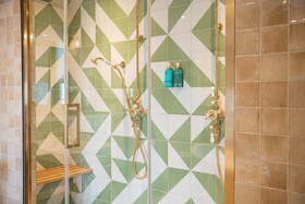 The Salisbury Arms Hotel